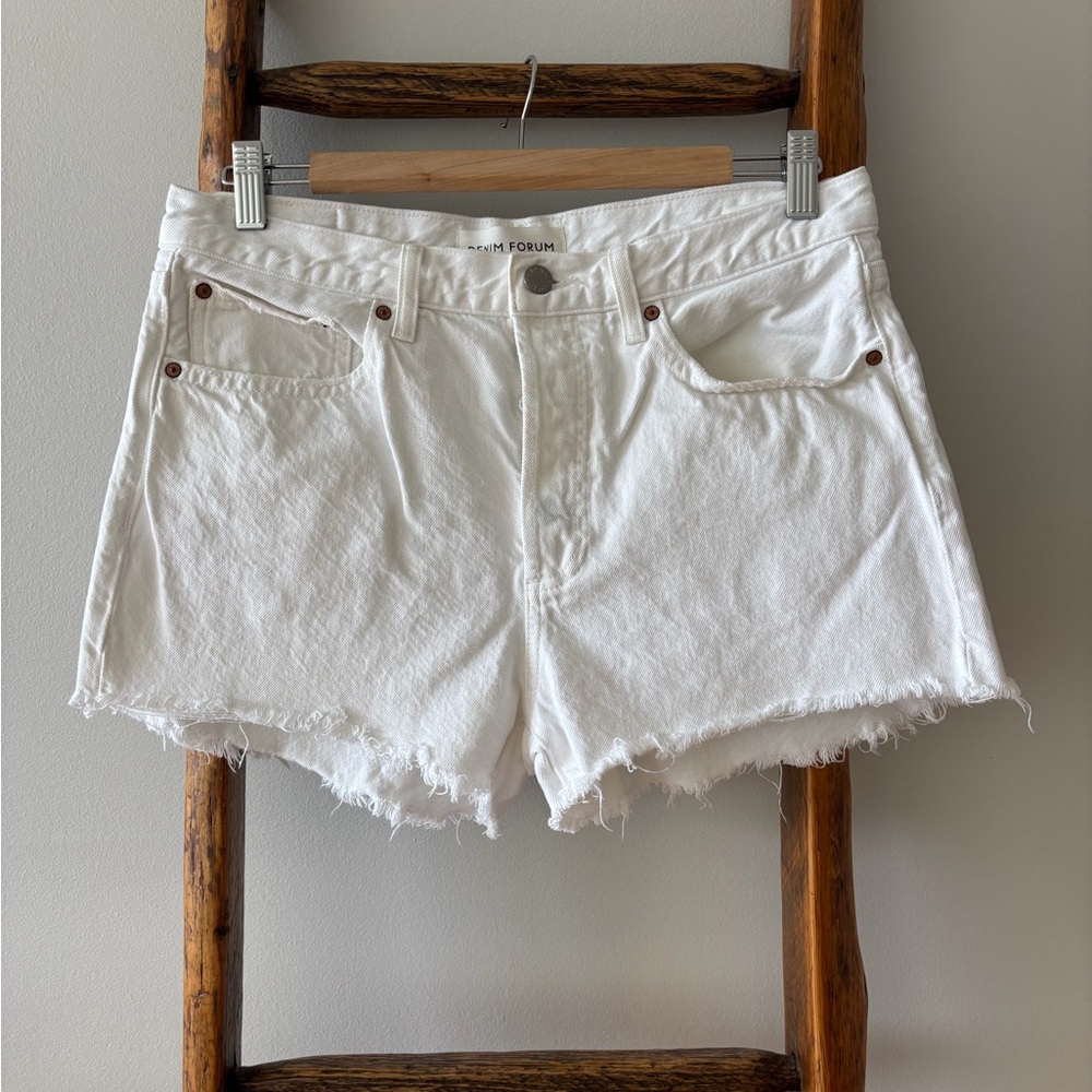 Aritzia The Denim Forum White Denim Women's Shorts, Size 28